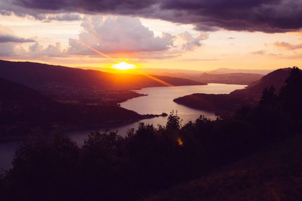 Le Boheme Beau T2 Vue Lac & Montagnes + Garage Annecy Bagian luar foto